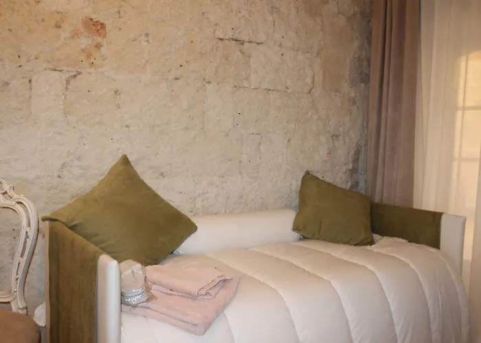 Torre Tresca Bed and Breakfast 4*