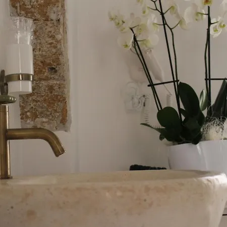 Torre Tresca Bed & Breakfast