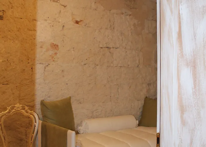 Torre Tresca Bed and Breakfast